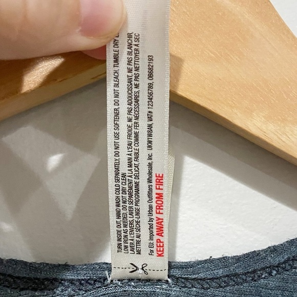 FREE PEOPLE Movement Zenith Tee Athleisure Active Lounge Yoga Size Small - Picture 9 of 12